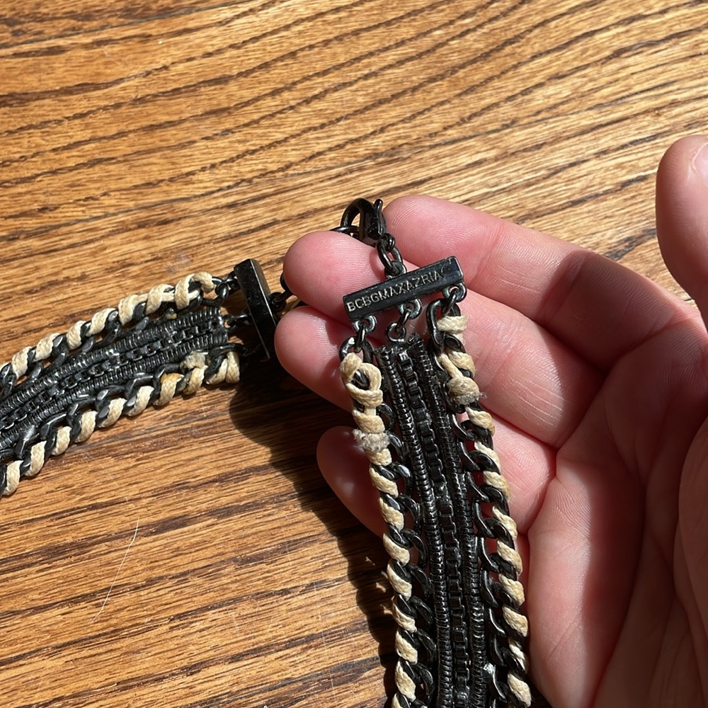 Bcbgmaxazria neutral colors statement necklace - Picture 3 of 3